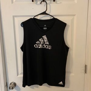 Adidas Women’s Sleeveless Softball Graphic T-Shirt
